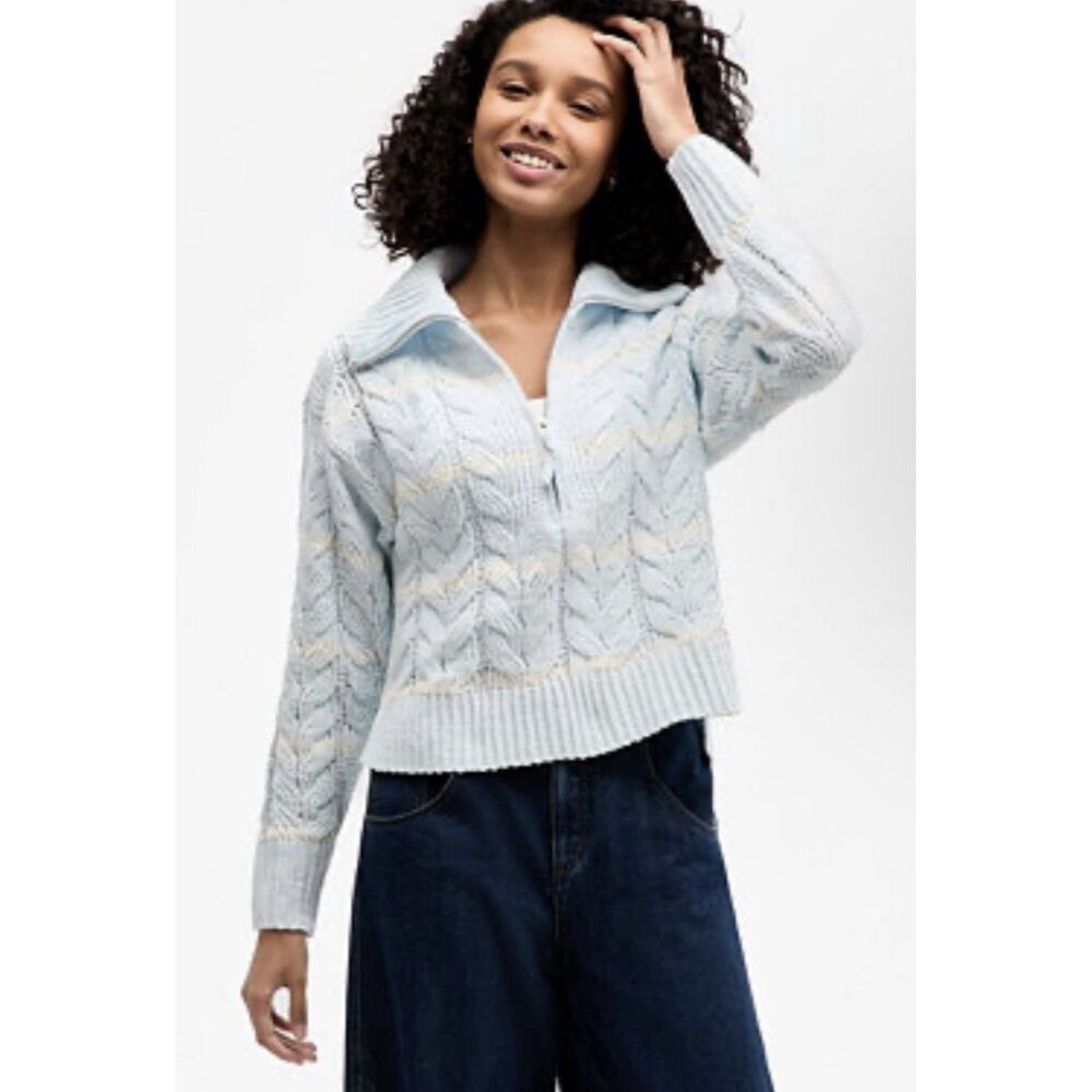 Hippie Rose Women’s Blue And White Quarter Zip Chenille Sweater Size Medium NWT